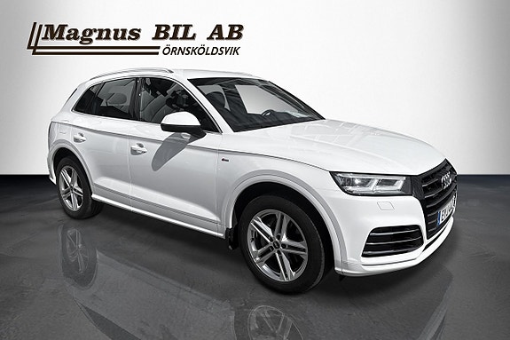 Audi Q5 2 of 5