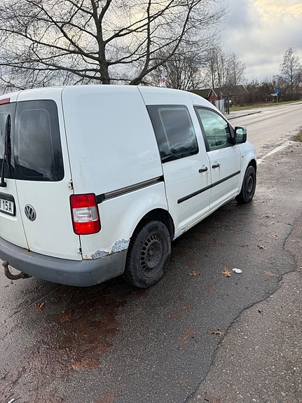Volkswagen Caddy 3 of 5