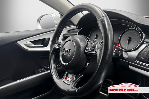Audi S7 8 of 15