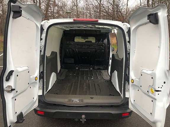Ford Transit Connect 5 of 5