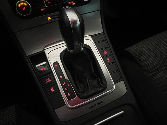 Volkswagen Passat 22 of 23