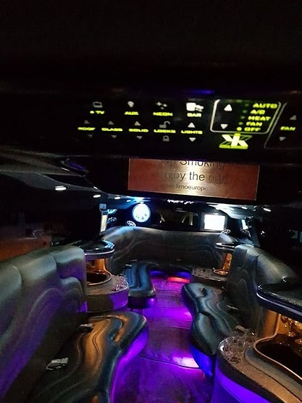 Hummer H2 10 of 11