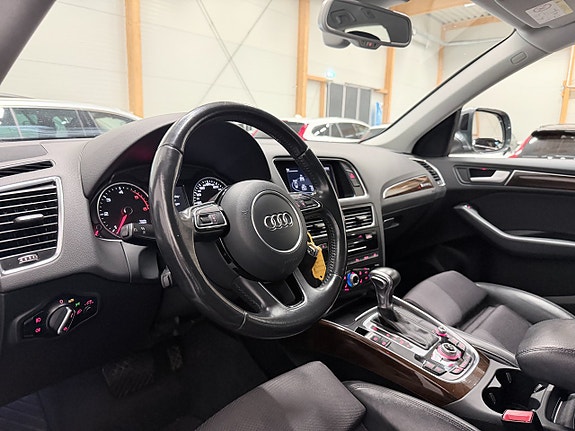 Audi Q5 12 of 22