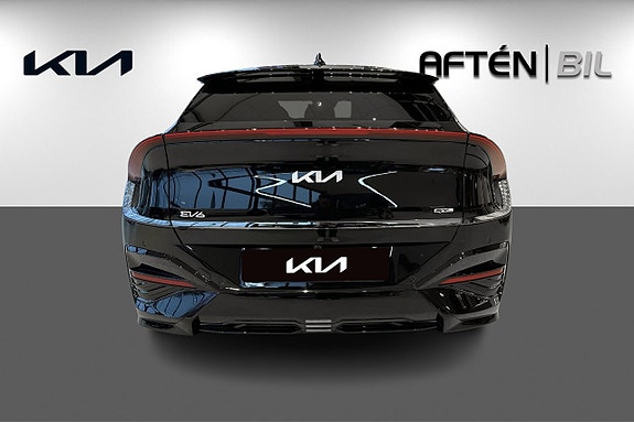 Kia EV6 5 of 26