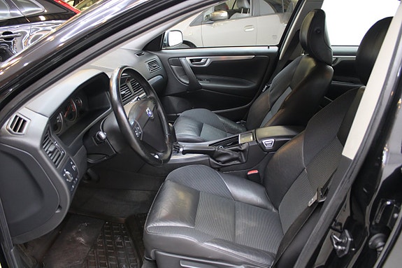 Volvo S60 6 of 10