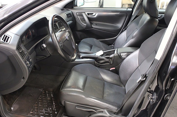 Volvo S60 4 of 13