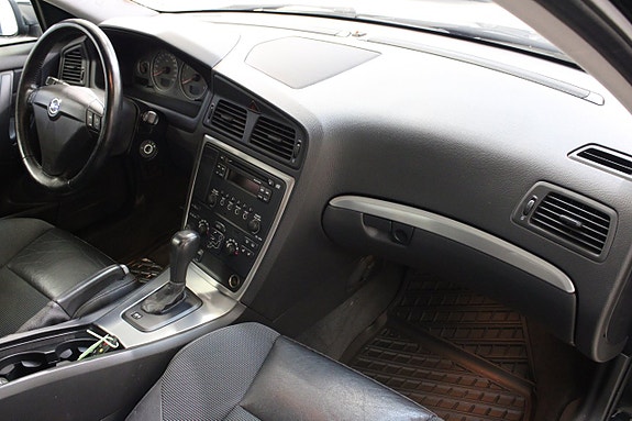 Volvo S60 9 of 13