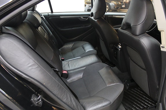 Volvo S60 9 of 10