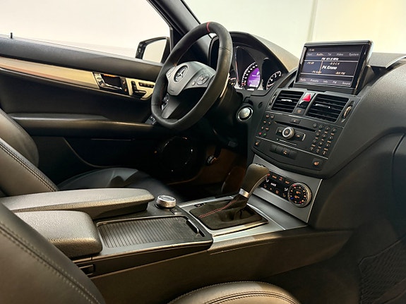 Mercedes-Benz C63 8 of 18