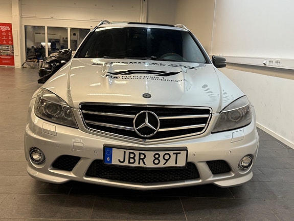 Mercedes-Benz C63 3 of 18
