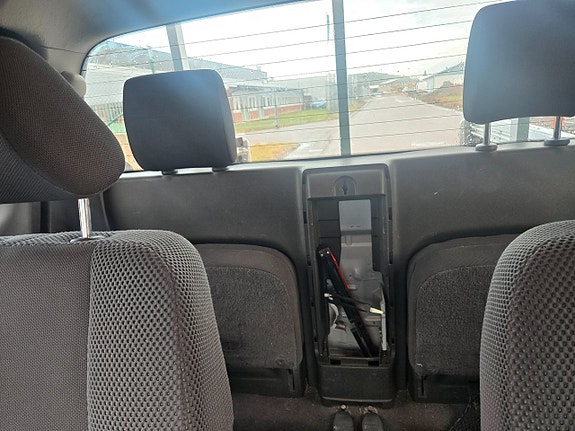 Nissan Navara 12 of 17