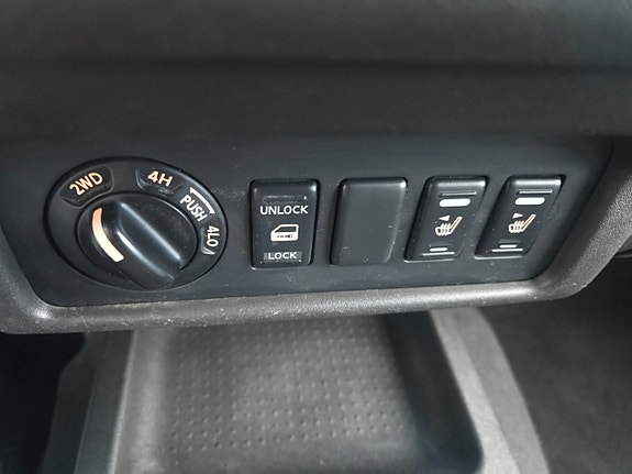 Nissan Navara 17 of 17