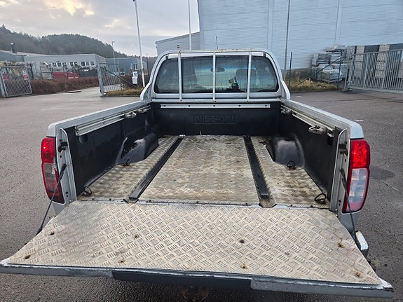 Nissan Navara 10 of 17
