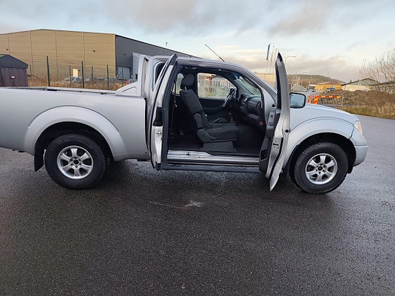 Nissan Navara 5 of 17