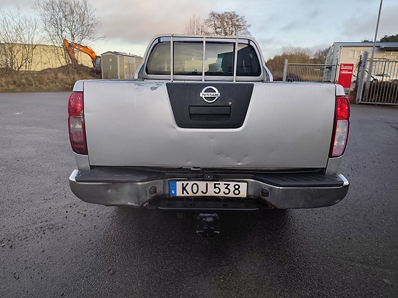Nissan Navara 3 of 17