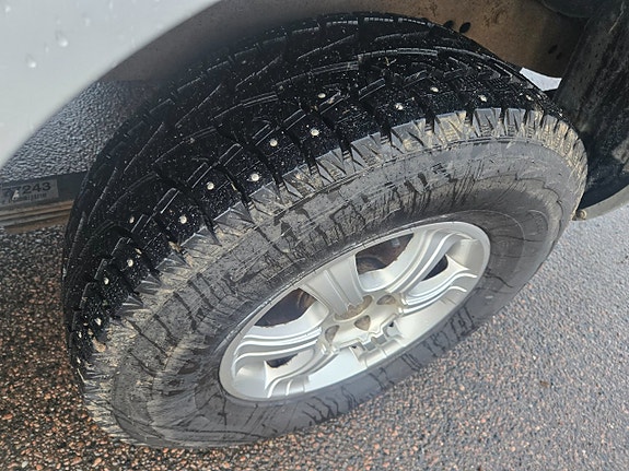 Nissan Navara 13 of 17