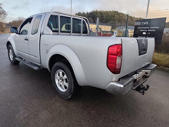 Nissan Navara 4 of 17