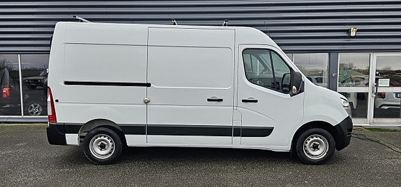 Nissan Interstar 5 of 5