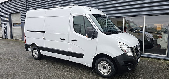 Nissan Interstar 4 of 5
