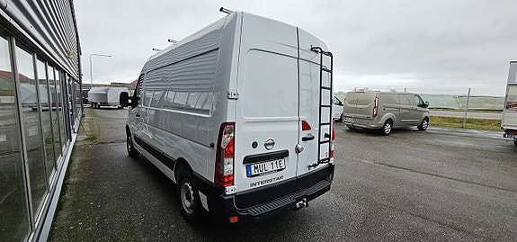 Nissan Interstar 8 of 18