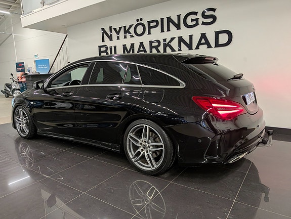 Mercedes-Benz CLA180 3 of 5