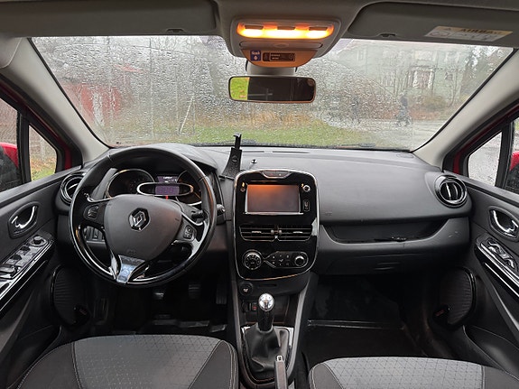 Renault Clio 2 of 4