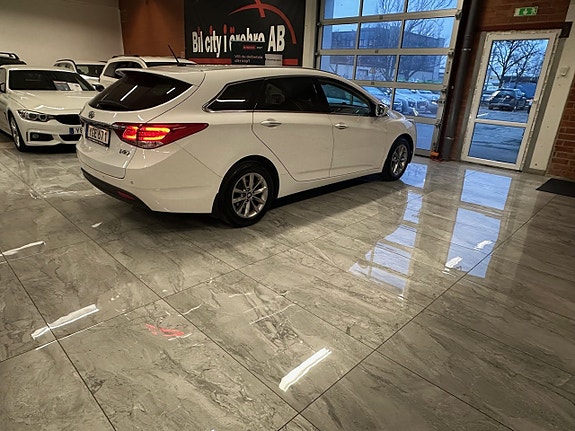 Hyundai i40 4 of 23