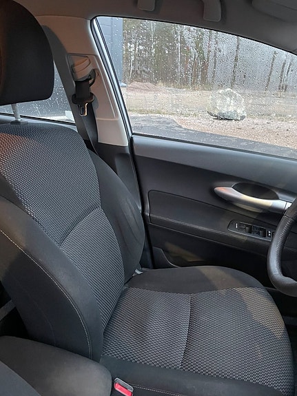 Toyota Auris 17 of 20