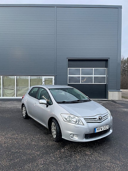 Toyota Auris 9 of 20