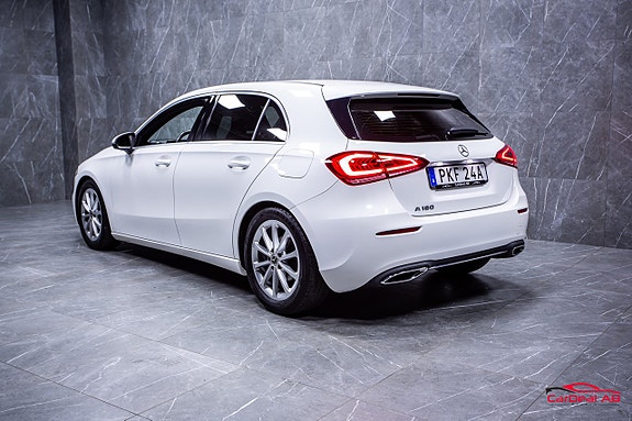 Mercedes-Benz A180 5 of 5