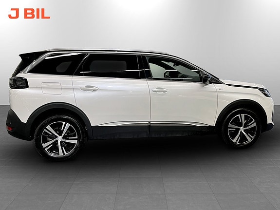 Peugeot 5008 17 of 20