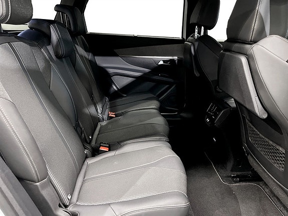 Peugeot 5008 16 of 20