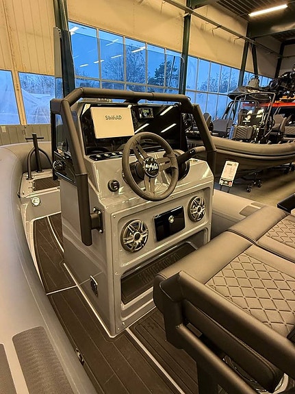 Brig Navigator 20 – Premium RIB med Mercury 115 Pro XS 5 of 11