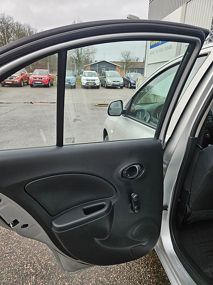 Nissan Micra 14 of 14