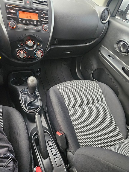 Nissan Micra 12 of 14