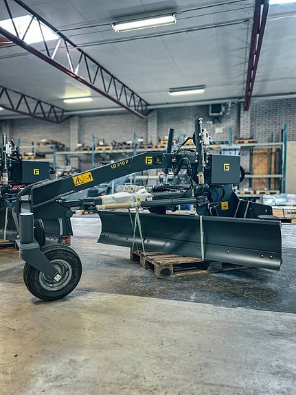 GORDINI VÄGHYVEL / HYVELAGGREGAT - LASTMASKIN / MINILASTARE