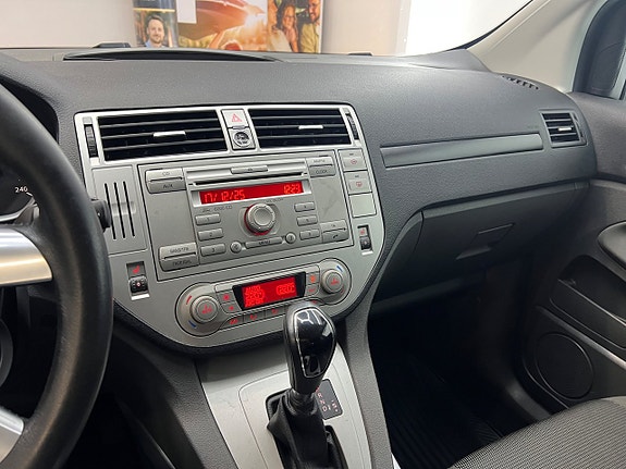Ford Kuga 14 of 23