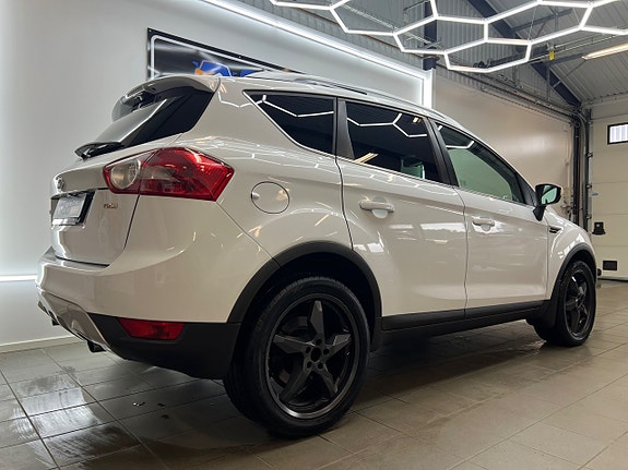 Ford Kuga 5 of 23