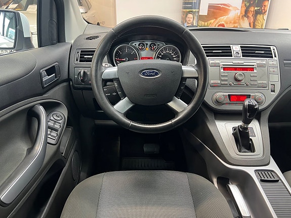 Ford Kuga 12 of 23