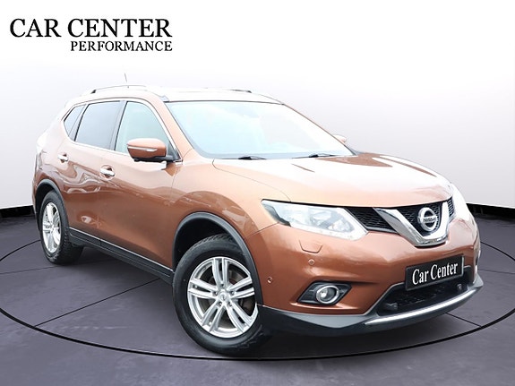 Nissan X-Trail 2 of 5