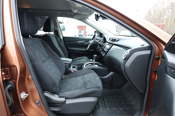 Nissan X-Trail 14 of 25