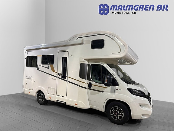 Eura Mobil Activa ONE 650 HS Hydrauliska Stödben UNIK PLANLÖSNING SOFFA BAK