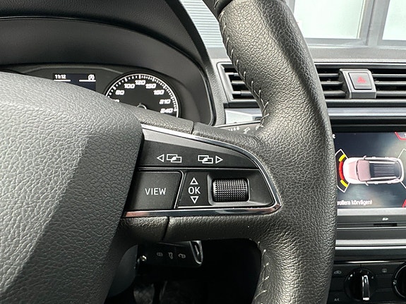 Seat Arona 17 of 20