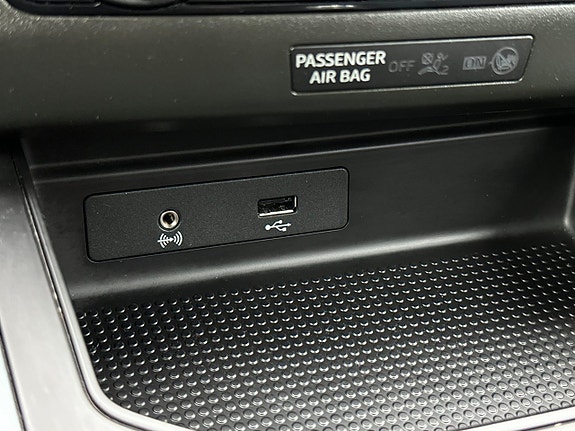 Seat Arona 19 of 20
