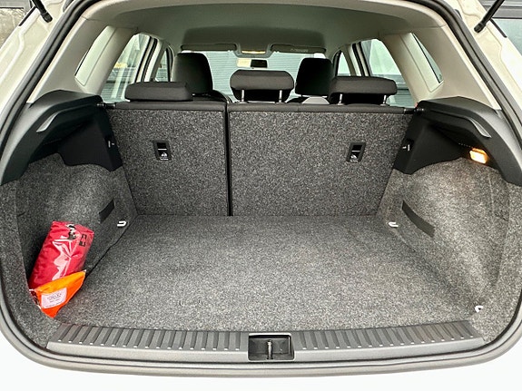 Seat Arona 10 of 20