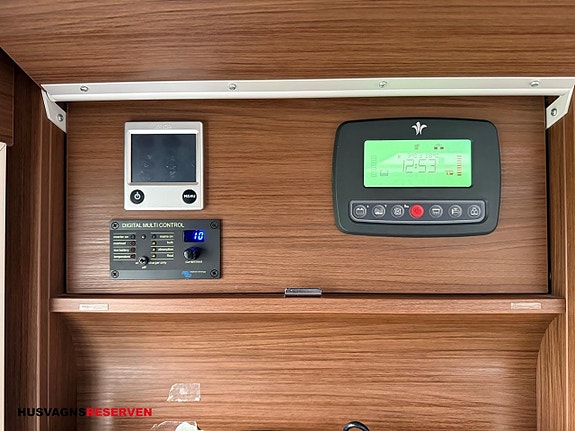 Niesmann ARTO 88F 24 of 27