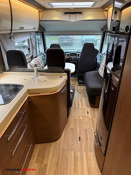 Niesmann ARTO 88F 21 of 27