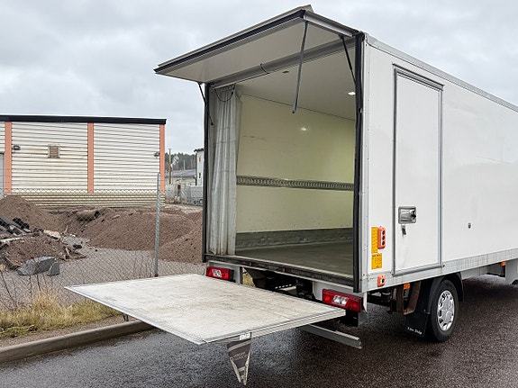Ford Transit 15 of 17