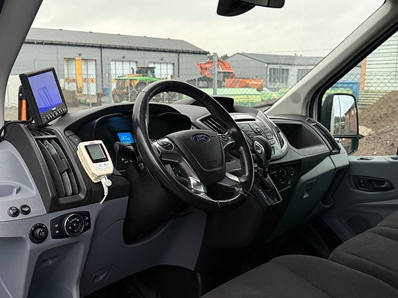Ford Transit 7 of 17