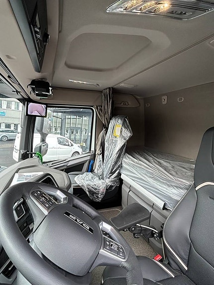 DAF XF 530 8x4 Zetterberg 9 of 12